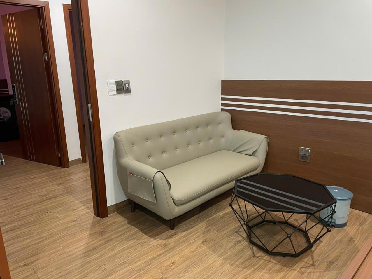 A90 Hotel Phu Ly Bagian luar foto